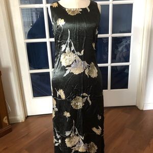 Green floral summer dress